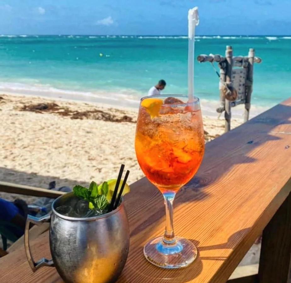 Vacation Studios With Rooftop Pool, Beach Club, Spa, Restaurants - Ducassi Collection - Playa Los Corales Punta Cana Esterno foto